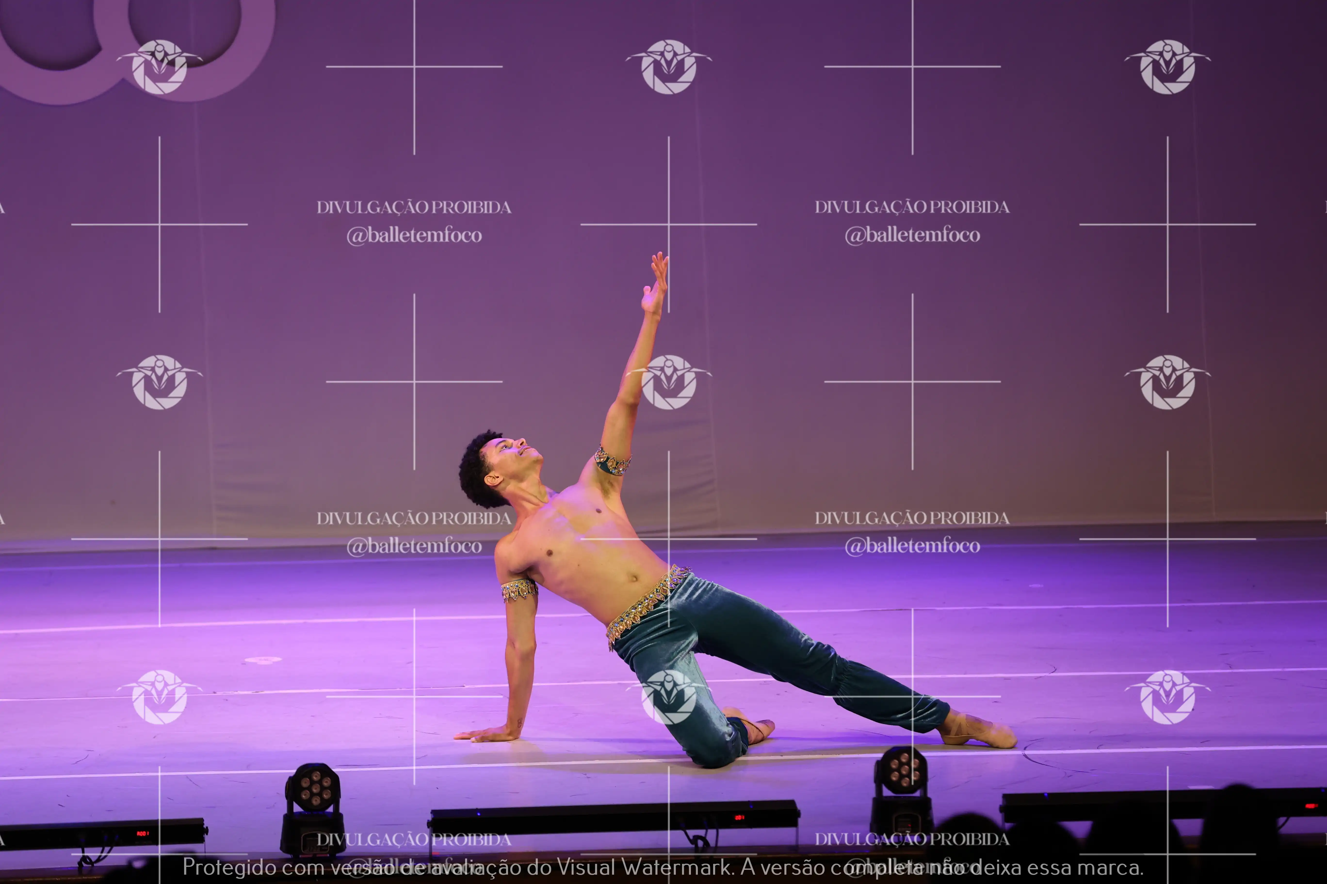 121425_12C (21).webp